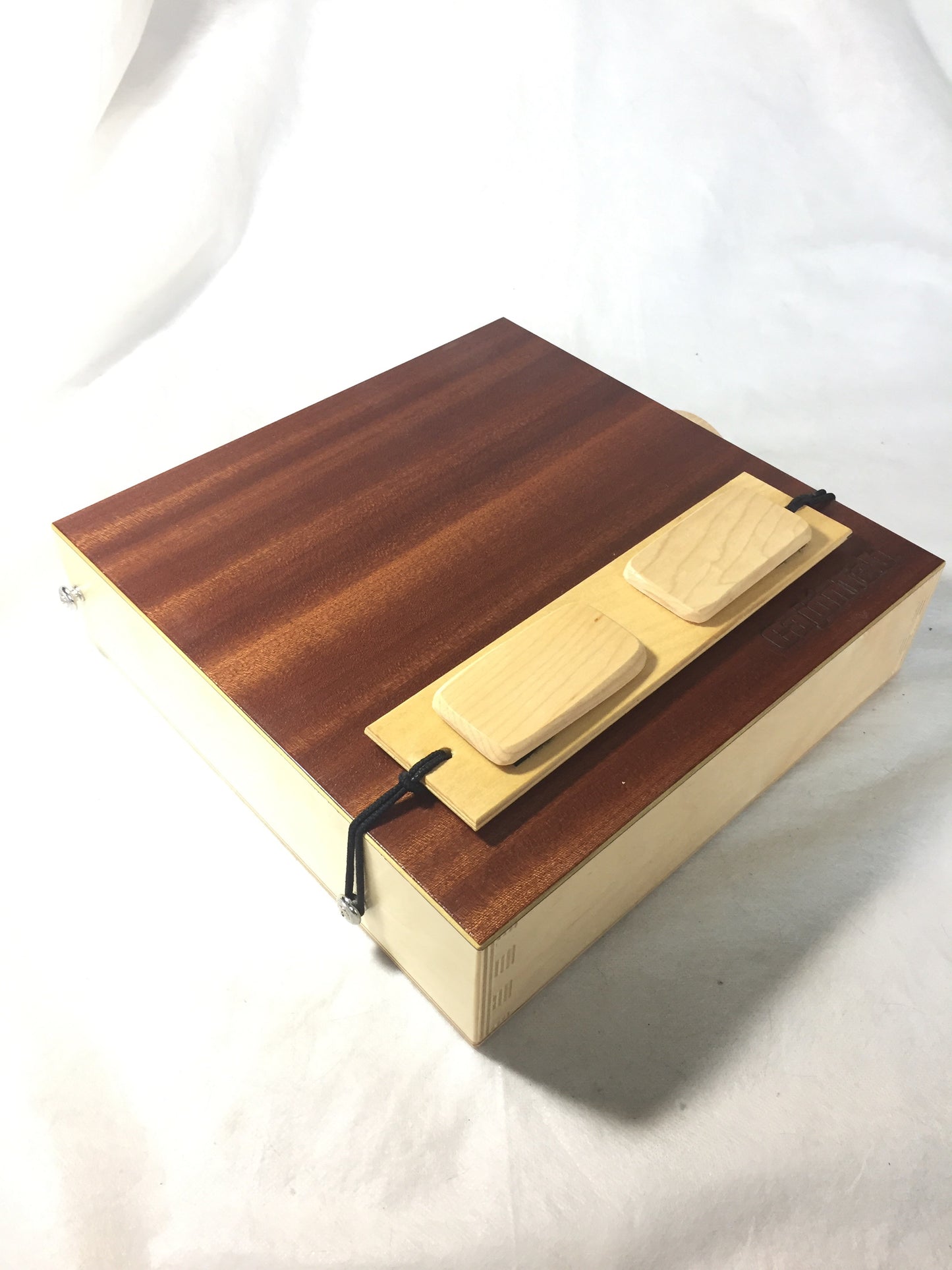 CajonTab®️ 12” Jumbo with hard maple click snare